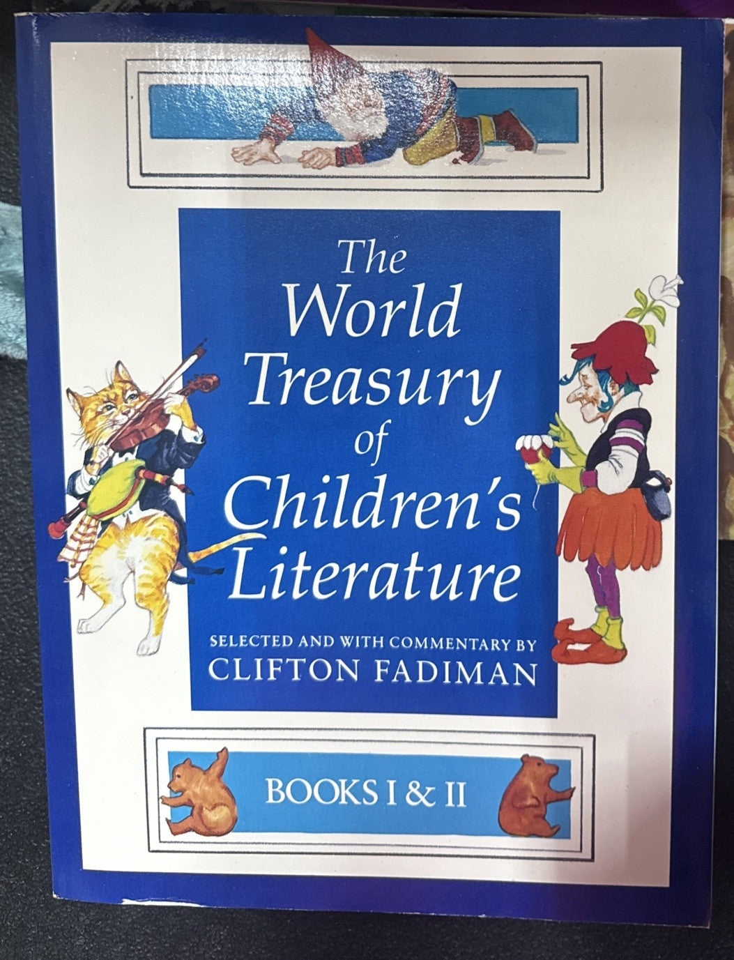 The World Treasury of Children's Literature I & II Clifton Fadiman 1984