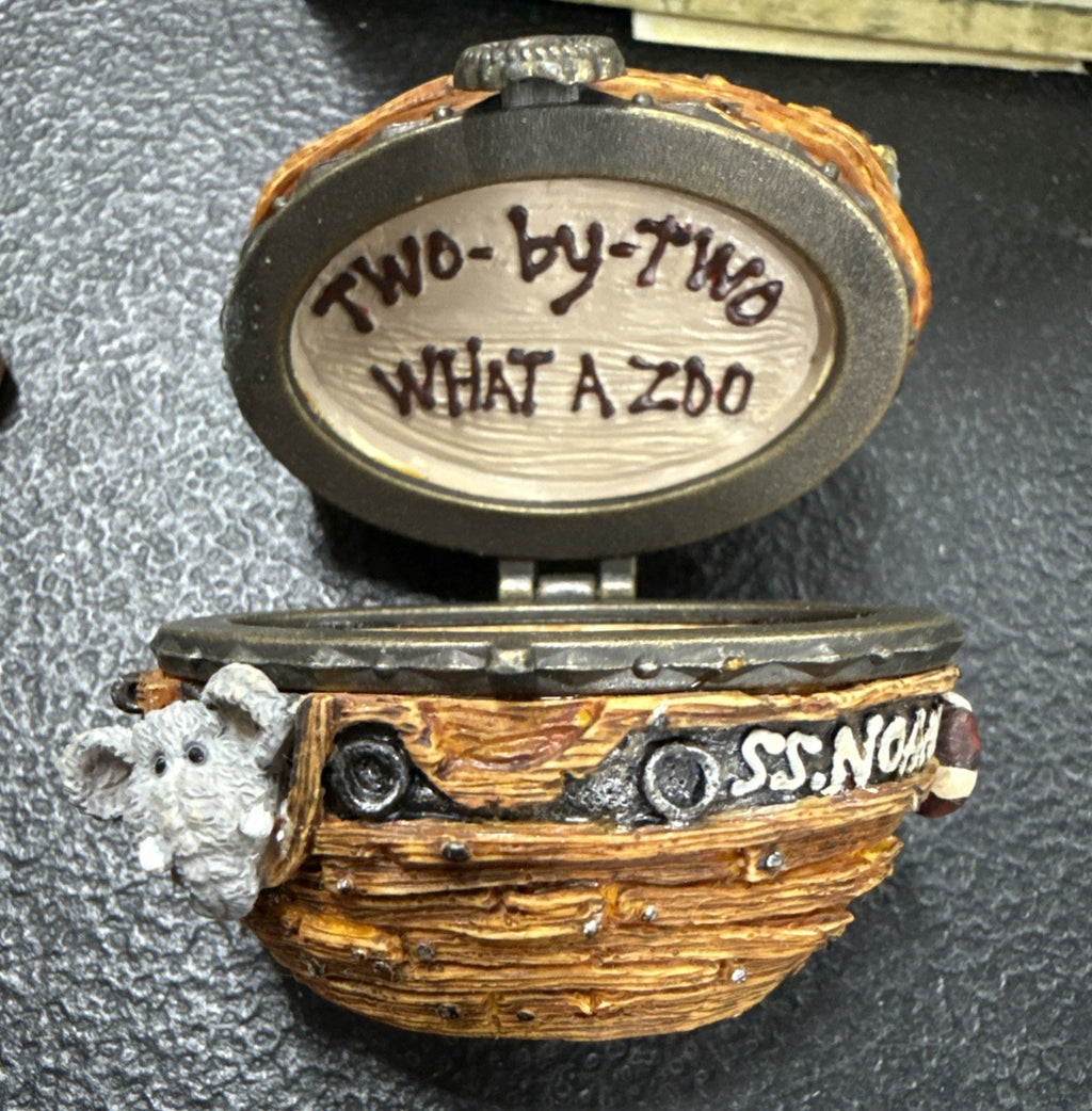 NEW Boyds Bears Uncle Bean's Treasure Boxes “Surf’s Up” Noah’s Ark Drip McNibble